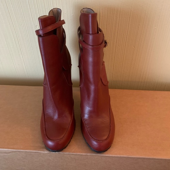 Donald J Pliner Boots - Picture 3 of 4